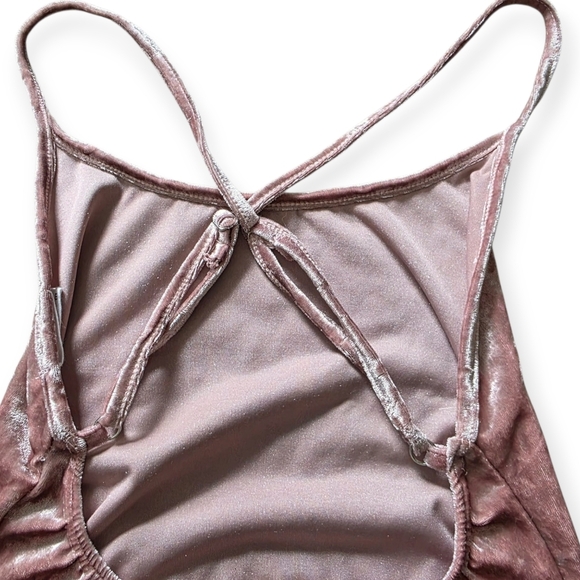 🔥5 FOR $25🔥Full Tilt Crushed Velvet Bodysuit, Blush Pink, Size M - Picture 6 of 12